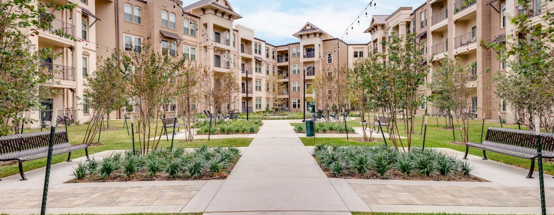 courtyard area with symmetrical landscape